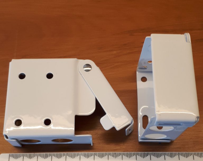 Venetian Blind - Wide Box Bracket (#13)